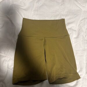 TnAction Hi-Rise 7” Bike Shorts – Olive Green (XS) | Worn Once